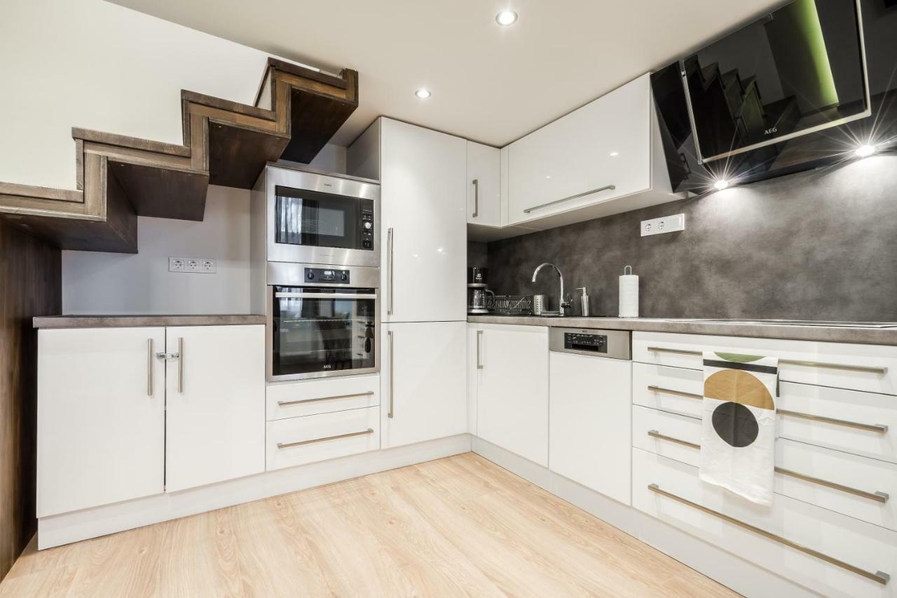Bpr Luxurious & Stylish Duplex Home Budapest Exteriör bild